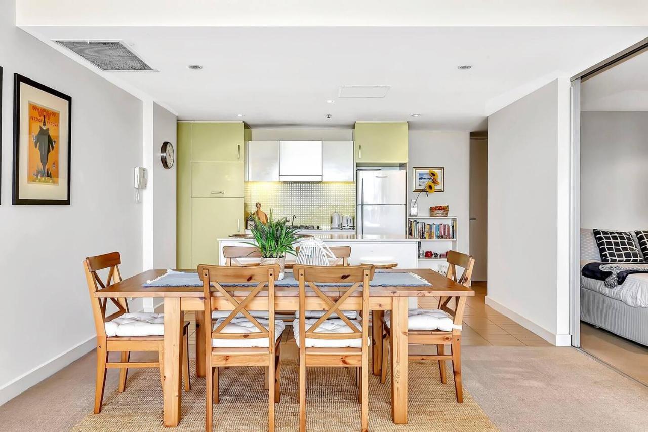 Waterfront Resort-Style Living At Glenelg Beach 阿德莱德 外观 照片