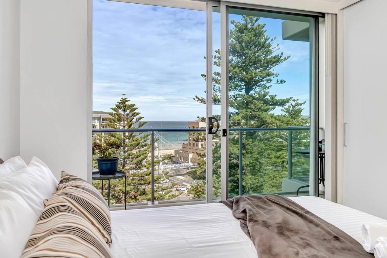 Waterfront Resort-Style Living At Glenelg Beach 阿德莱德 外观 照片